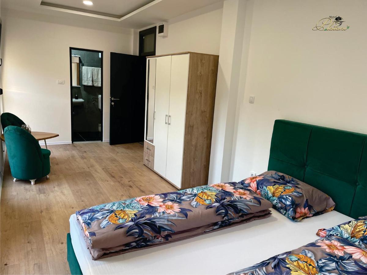 Motel Platani Kotor Varos Esterno foto