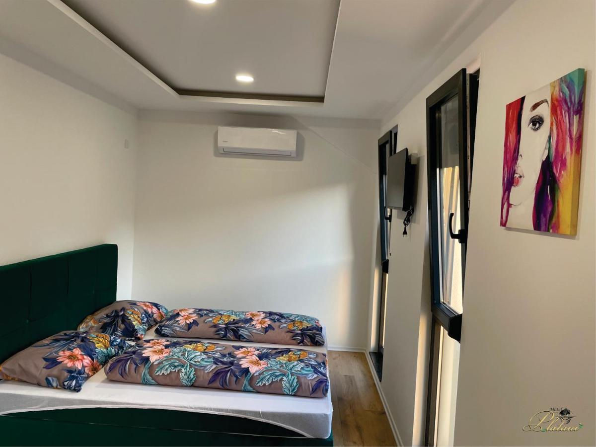 Motel Platani Kotor Varos Esterno foto