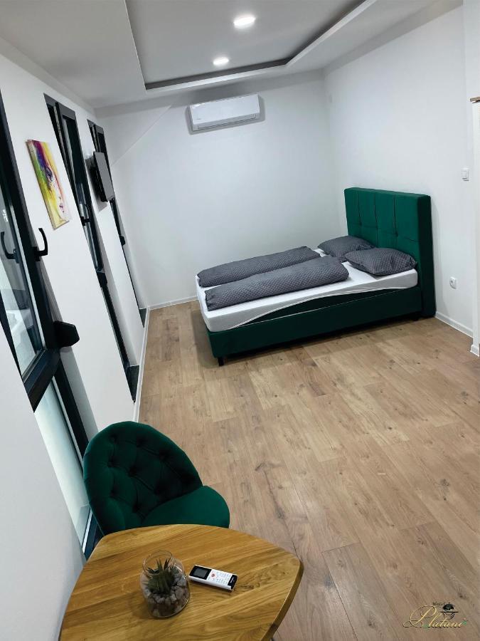 Motel Platani Kotor Varos Esterno foto