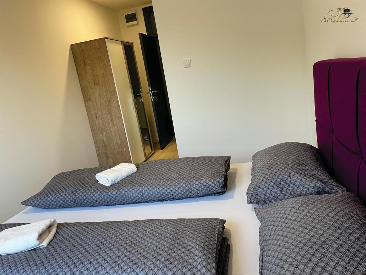 Motel Platani Kotor Varos Esterno foto